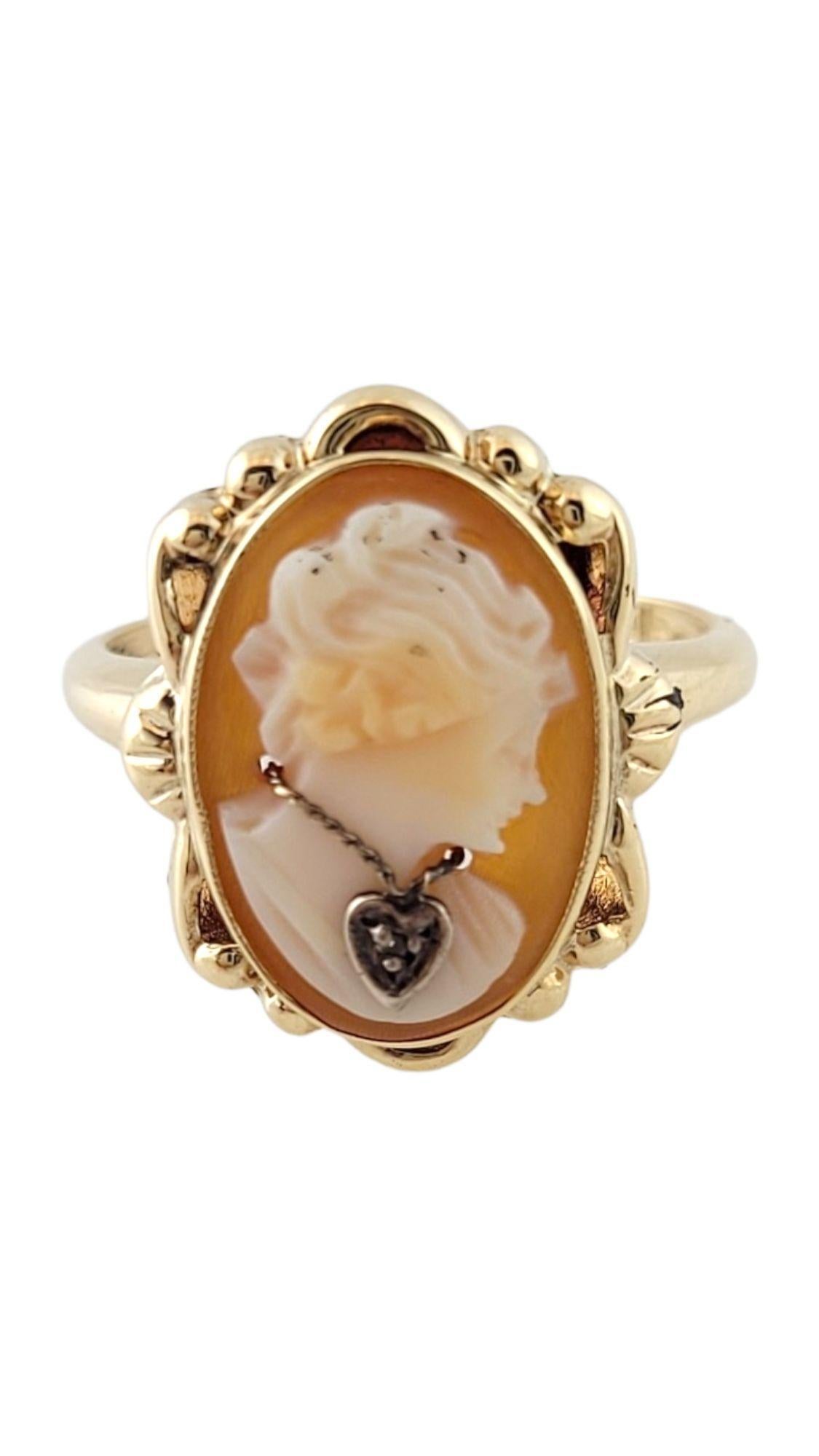 10K Yellow Gold Cameo Ring Size 6

This gorgeous cameo ring is crafted from 14K yellow gold!

Ring size: 6
Shank: 1.6mm
Front: 17.2mm X 13.7mm X 5.8mm

Weight: 2.38 g/ 1.5 dwt

Hallmark: 10K

Very good condition, professionally polished.

Will come
