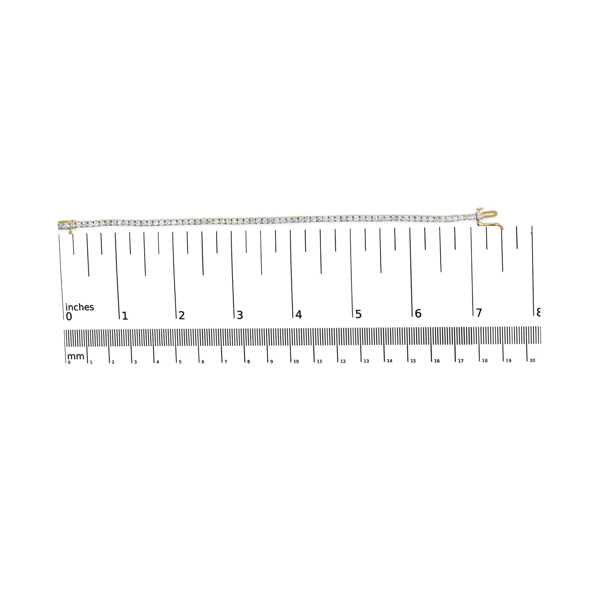 Pulsera de Tenis Clásica de Diamantes de 3,0 Cttw en Oro Amarillo de 10K en Nuevo estado para la venta en New York, NY