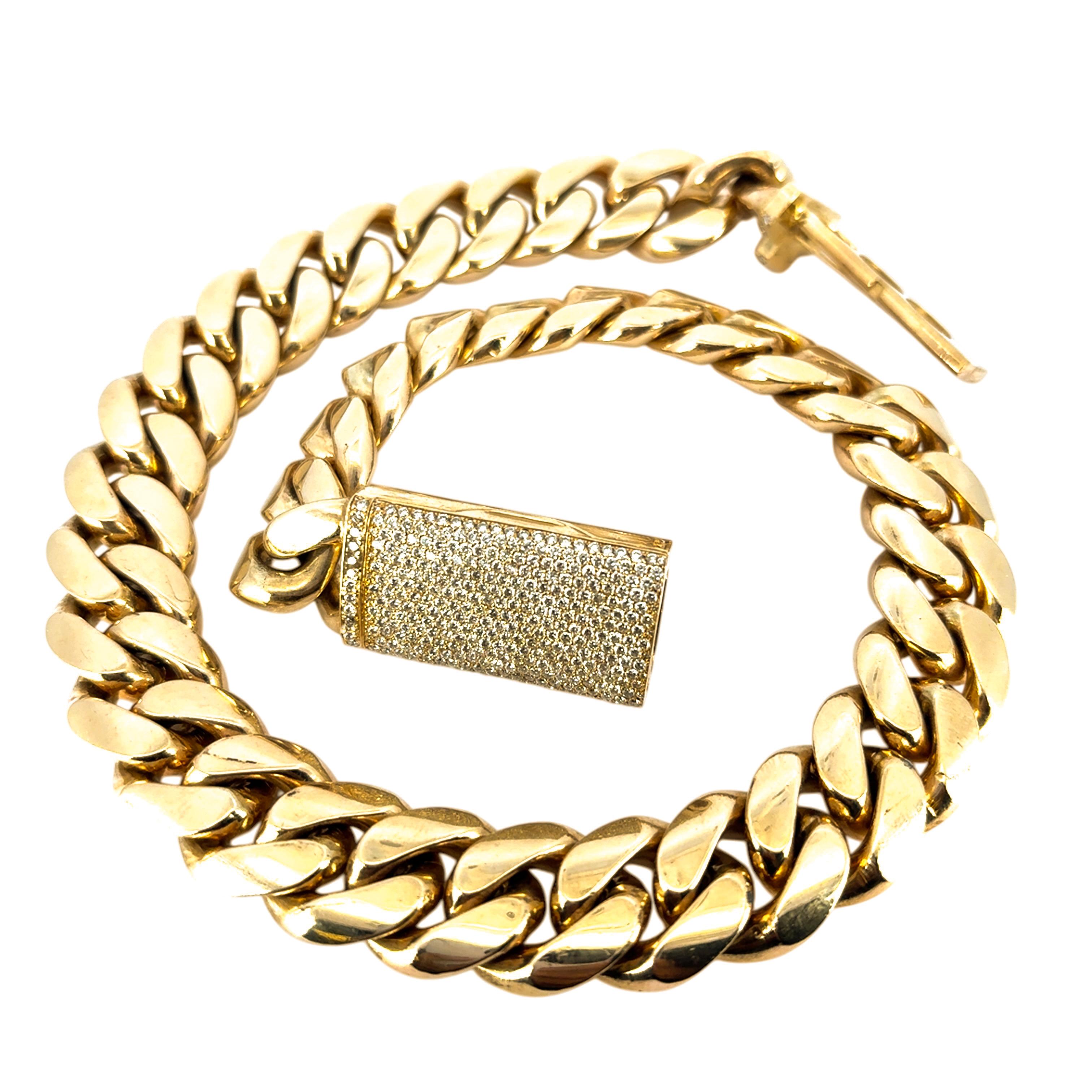 Moderne Collier à maillons cubains en or jaune 10 carats avec fermoir boîte en diamants de 6,3 carats en vente