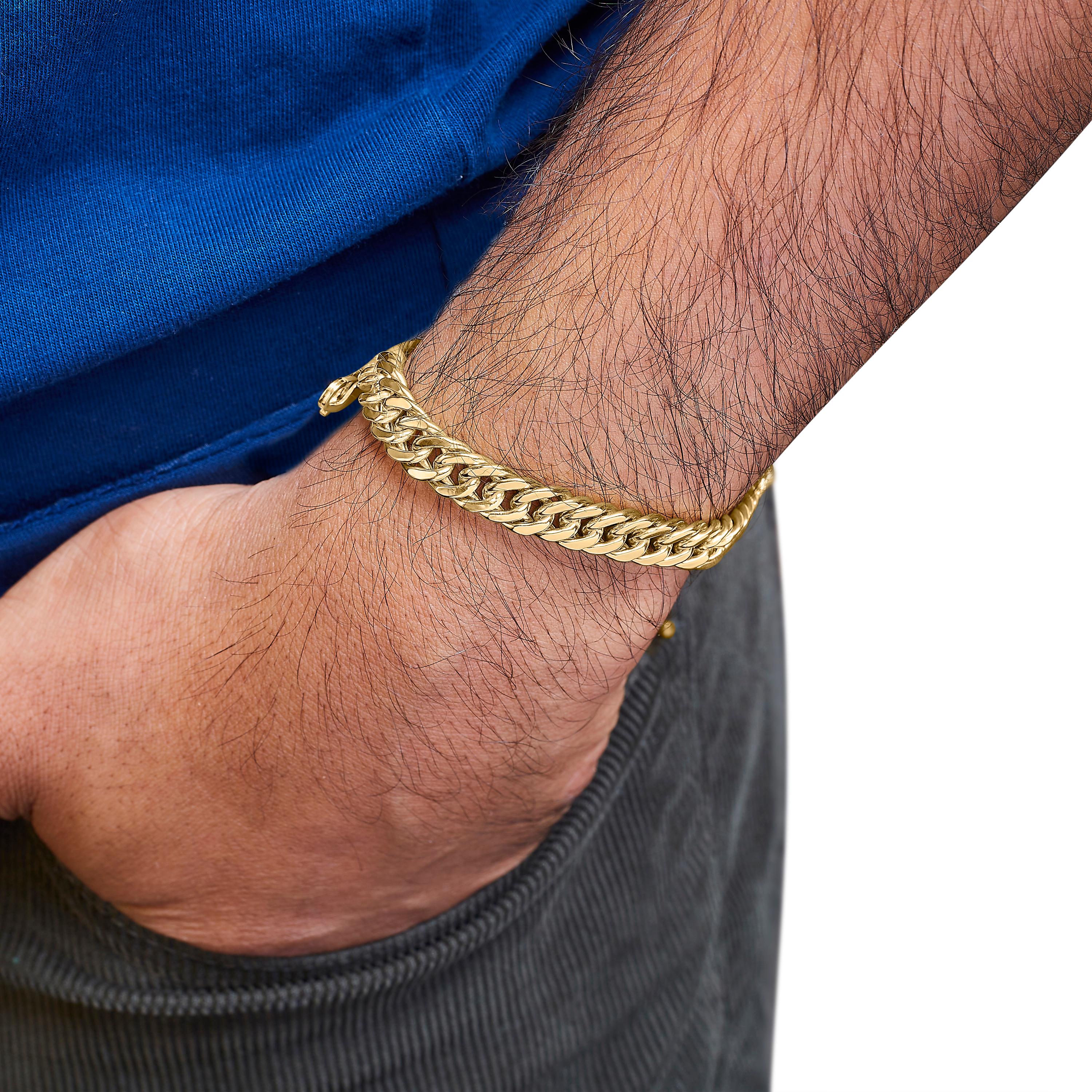 10K Yellow Gold Cuban Link Bracelet In New Condition For Sale In New York, NY