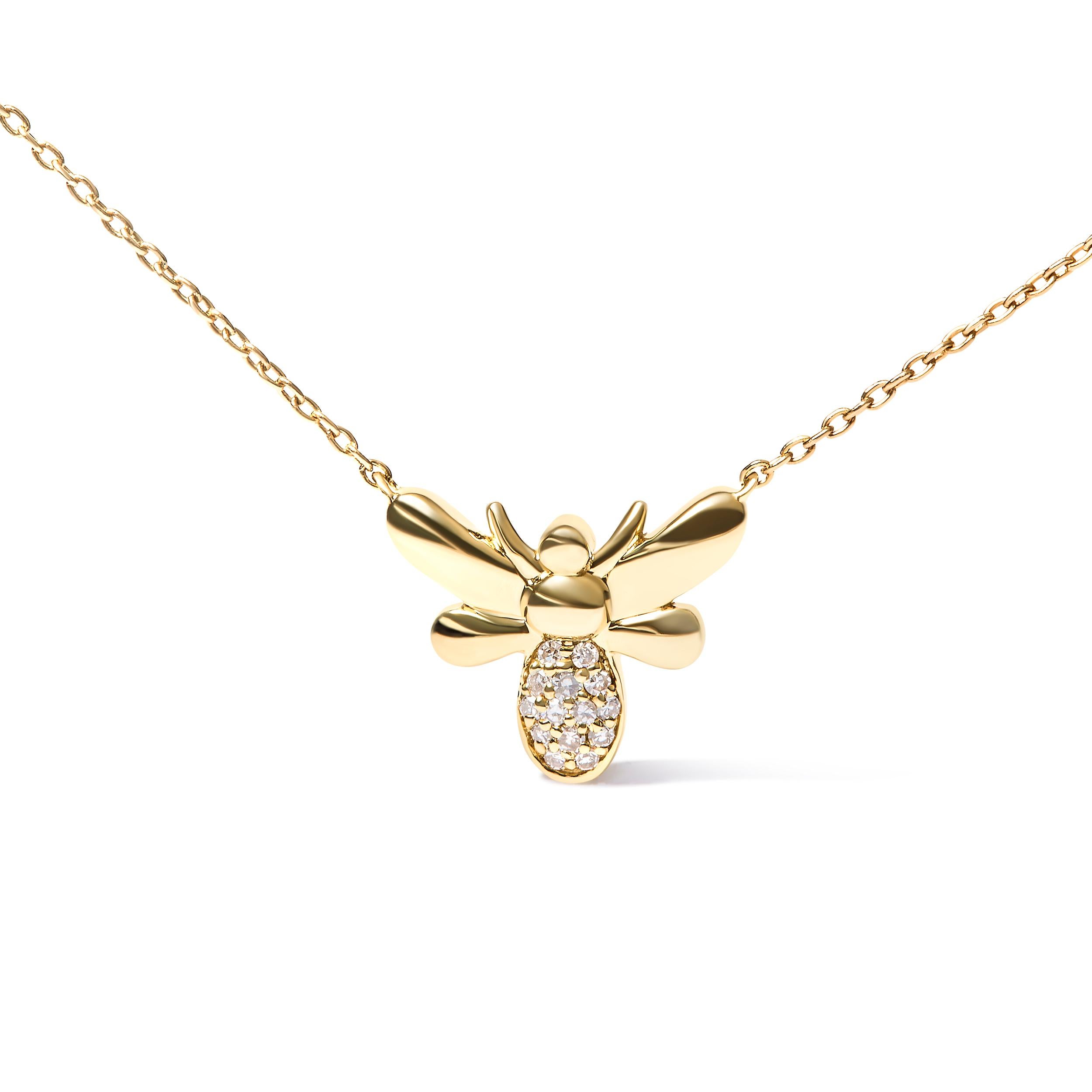 Introducing a captivating symbol of nature's beauty, this exquisite 10K Yellow Gold Bumble Bee Pendant Necklace is a must-have for any woman who appreciates elegance and grace. With delicate diamond accents adorning its charming design, this