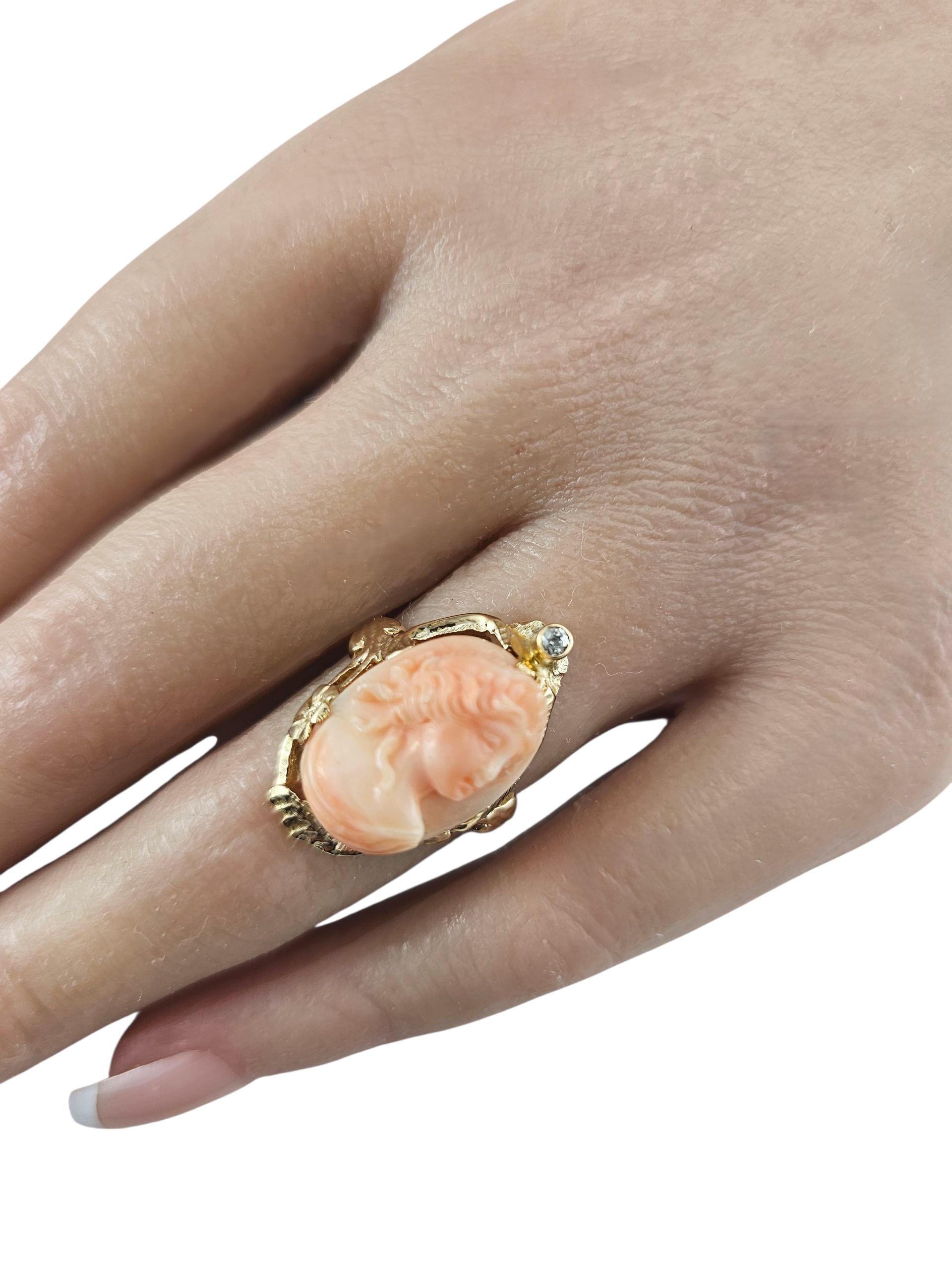 Anello con cammeo di diamanti in oro giallo 10K misura 6,5 #23639 in vendita 1