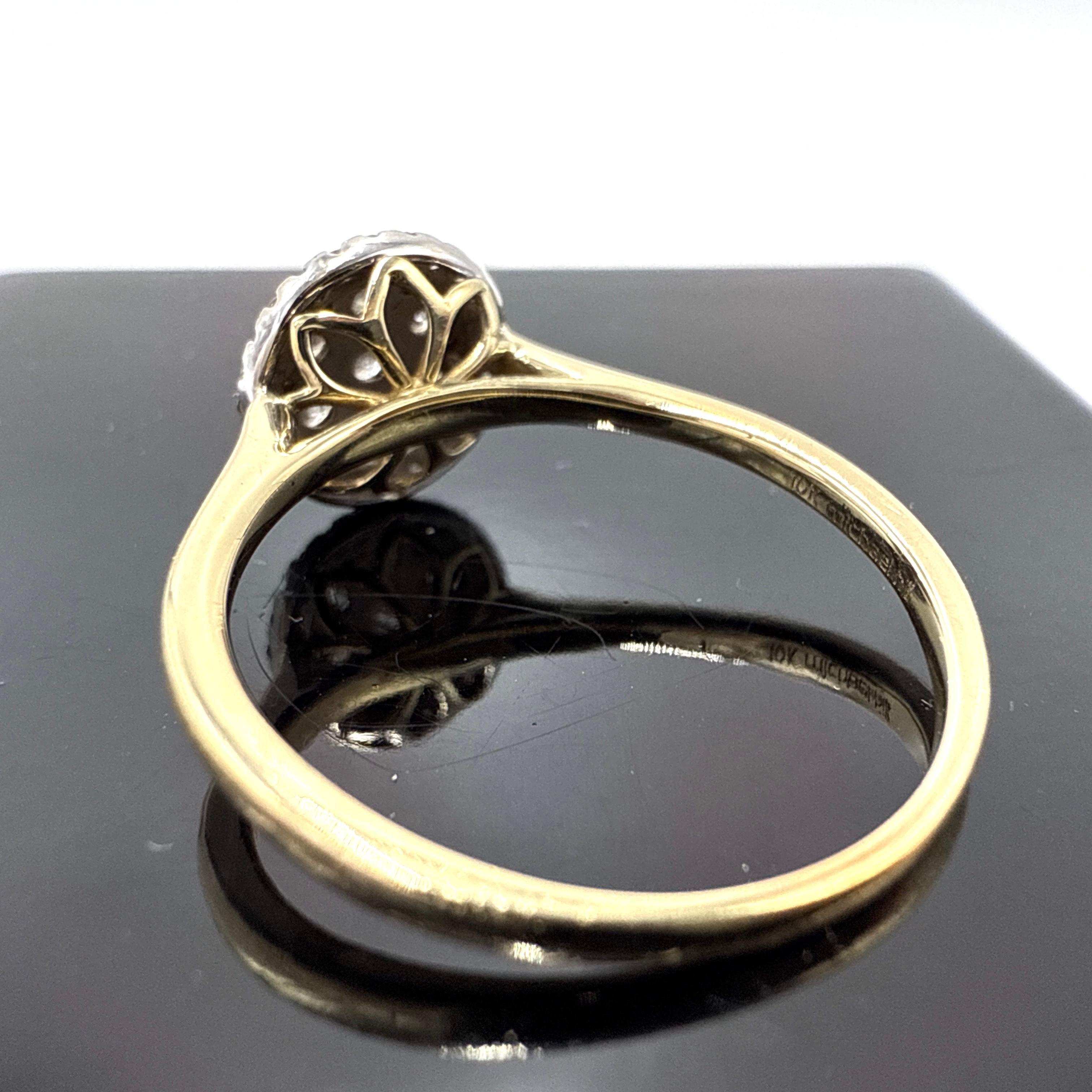10K Yellow Gold Diamond Cluster Ring – 0.50ct Total Weight Pour femmes en vente