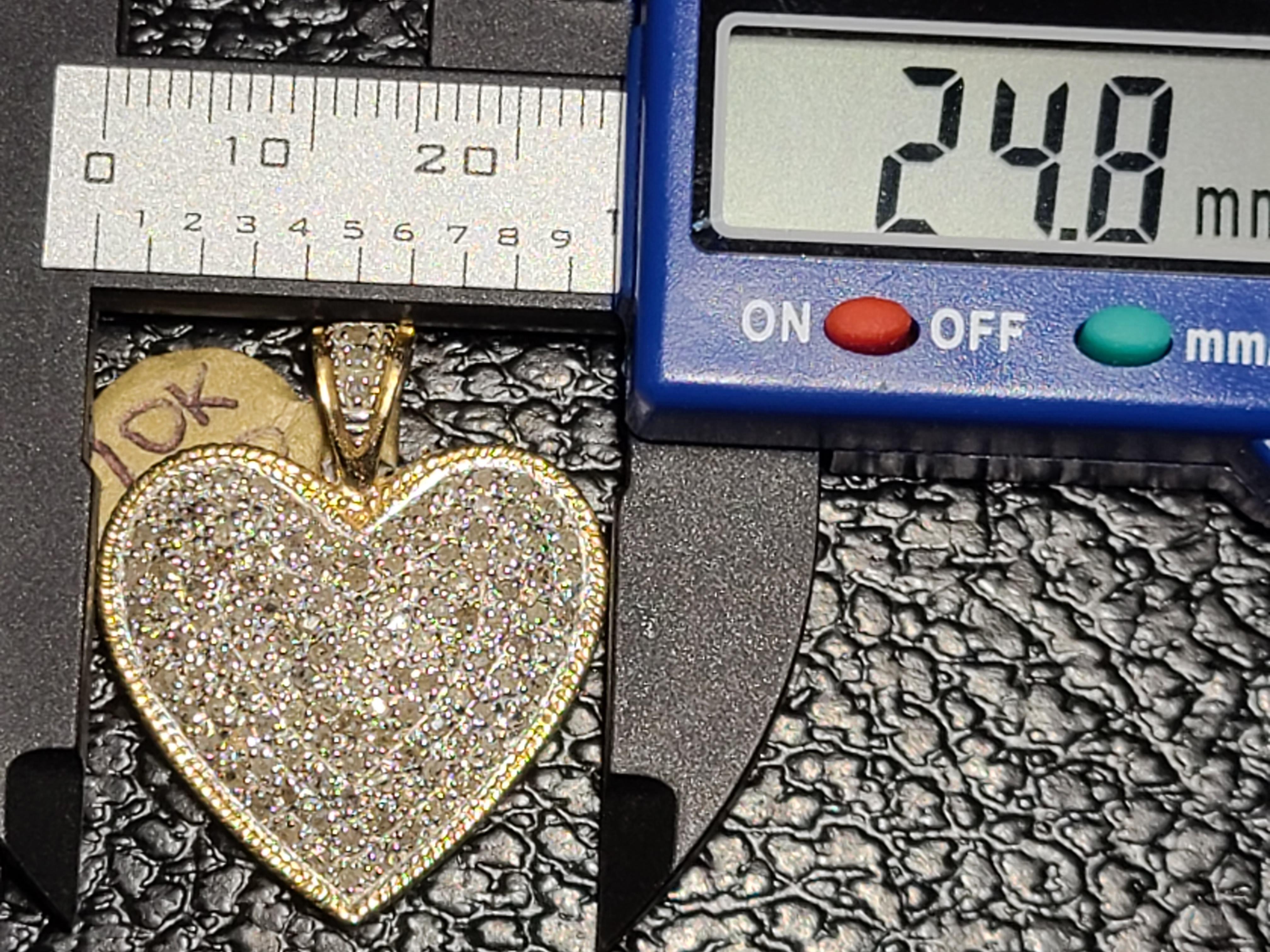 10 Karat Gelbgold Diamant-Herz-Anhänger 1