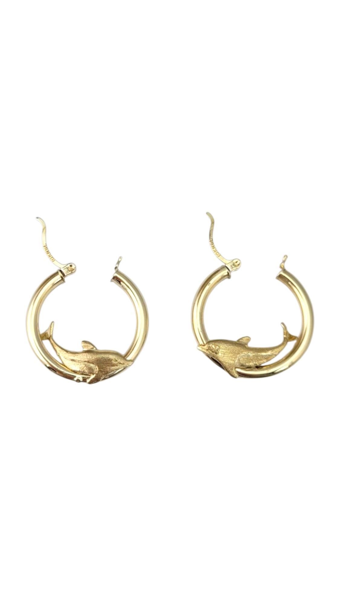 10K Yellow Gold Dolphin Hoop Earrings #21735 In Good Condition For Sale In Washington Depot, CT