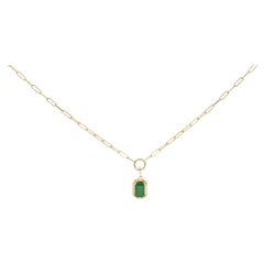 Collier en or jaune 10K avec pendentif solitaire en émeraude verte 6x4 MM