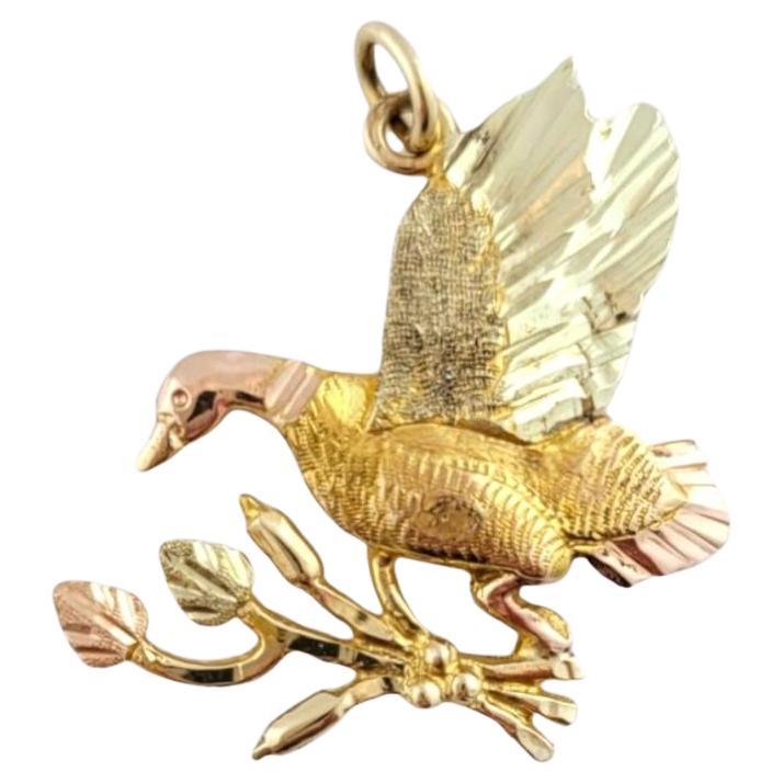 10K Yellow Gold Flying Bird Charm #16230 For Sale