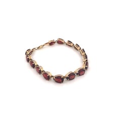 Vintage 10K Yellow Gold Garnet Pear Shape Link Bracelet, 7 Inches