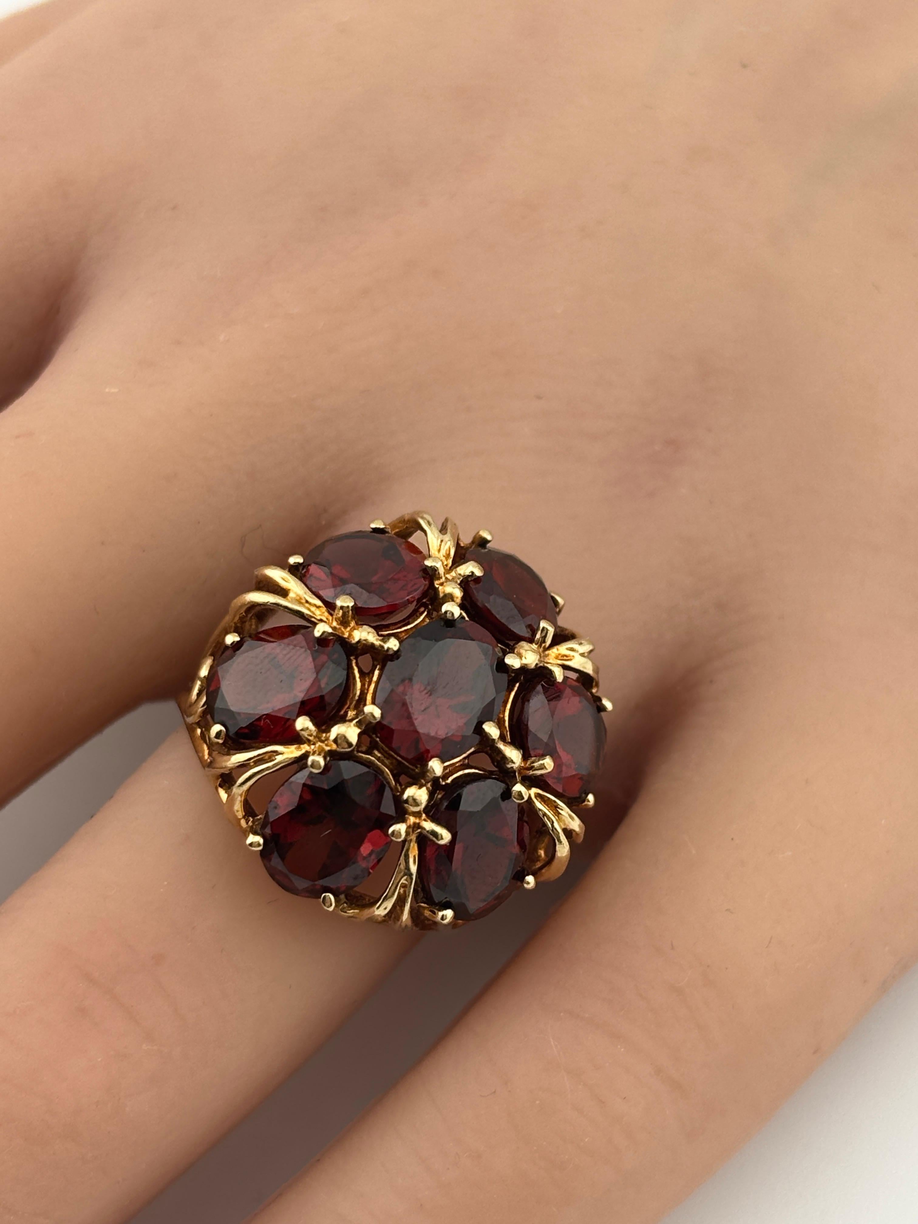 10k Yellow Gold Garnet Ring im Angebot 8