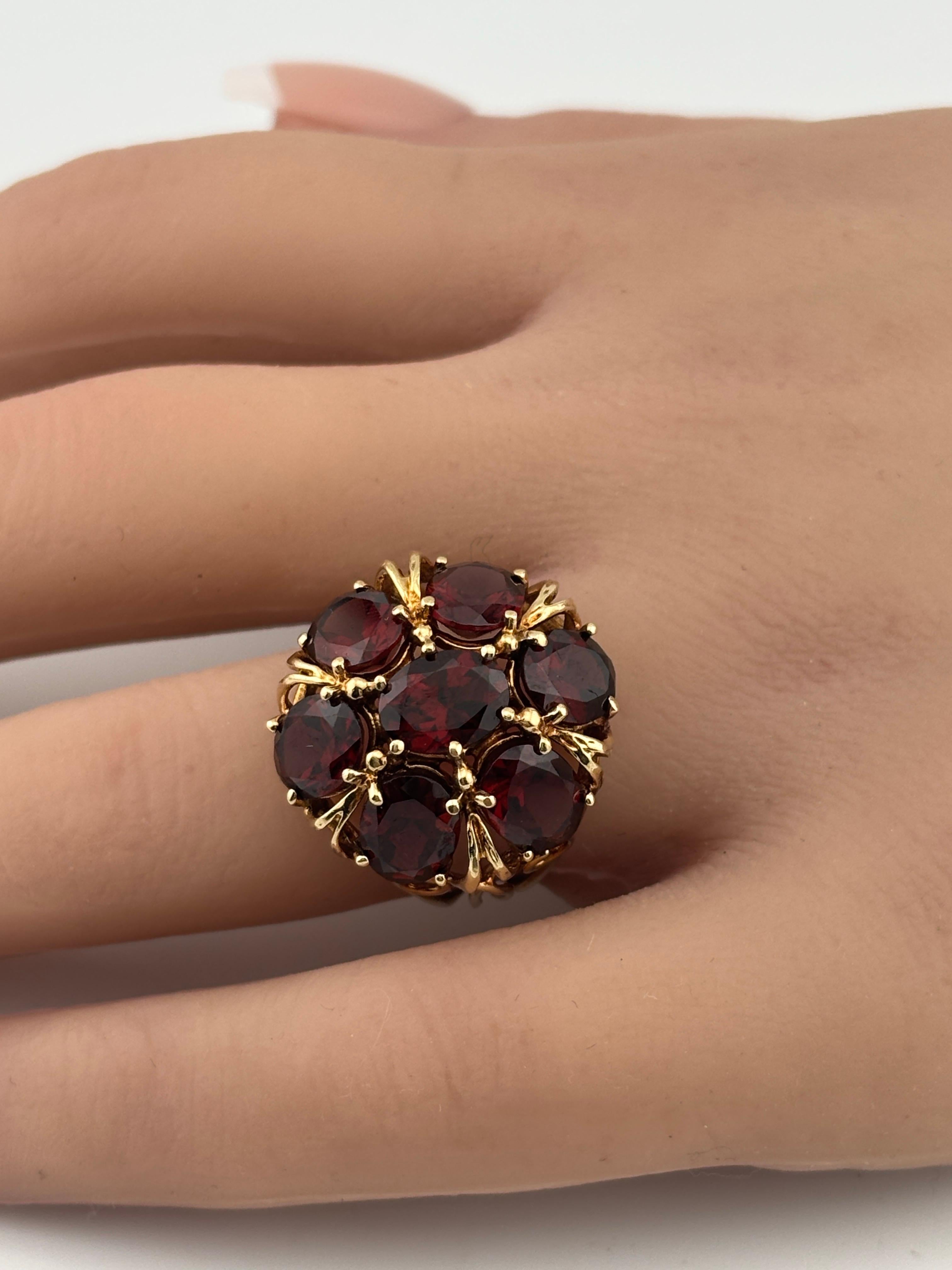 10k Yellow Gold Garnet Ring im Angebot 3