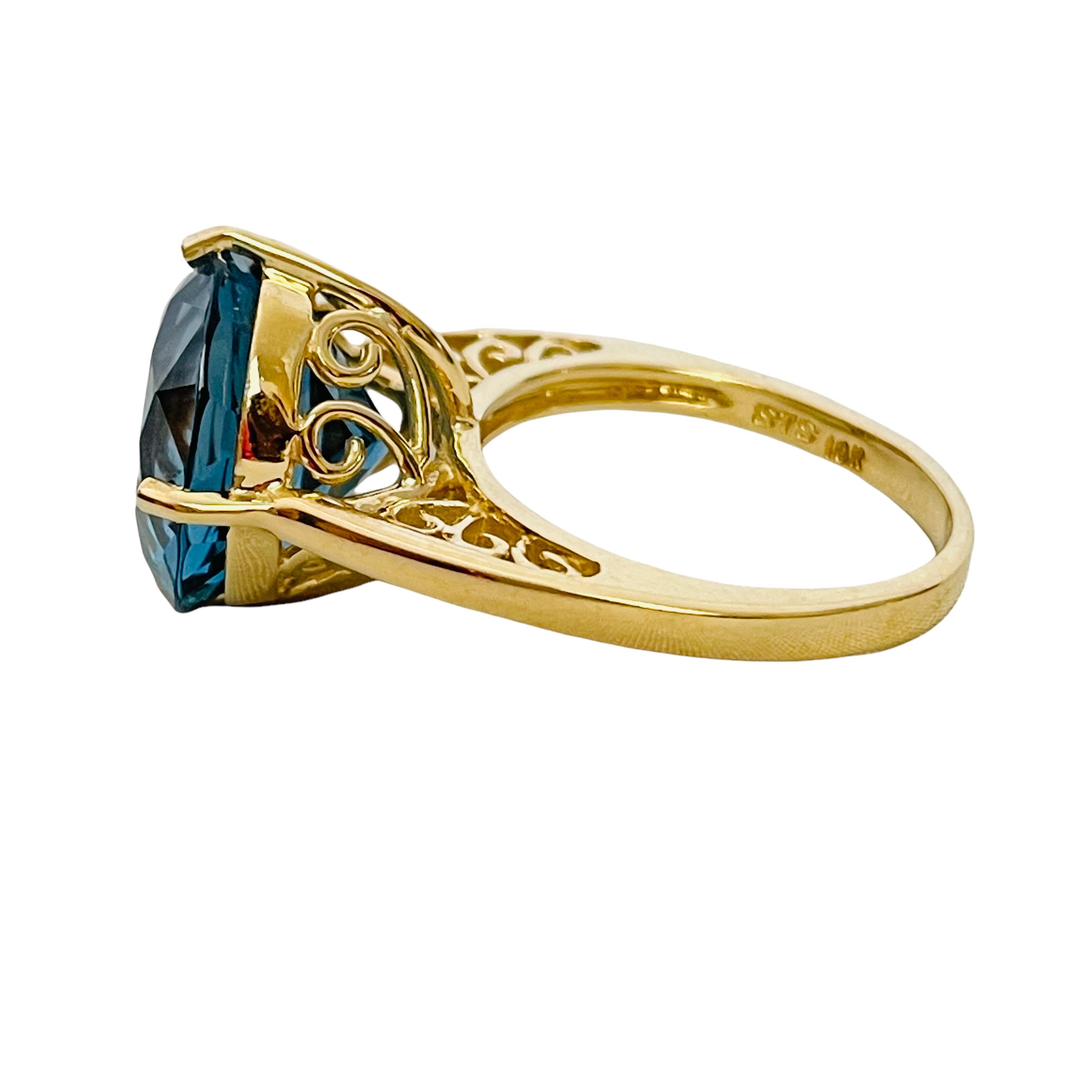 10K Gelbgold Großer Londoner Blautopas-Ring Größe 7,5 (größenverstellbar) mit Schätzung (Zeitgenössisch)