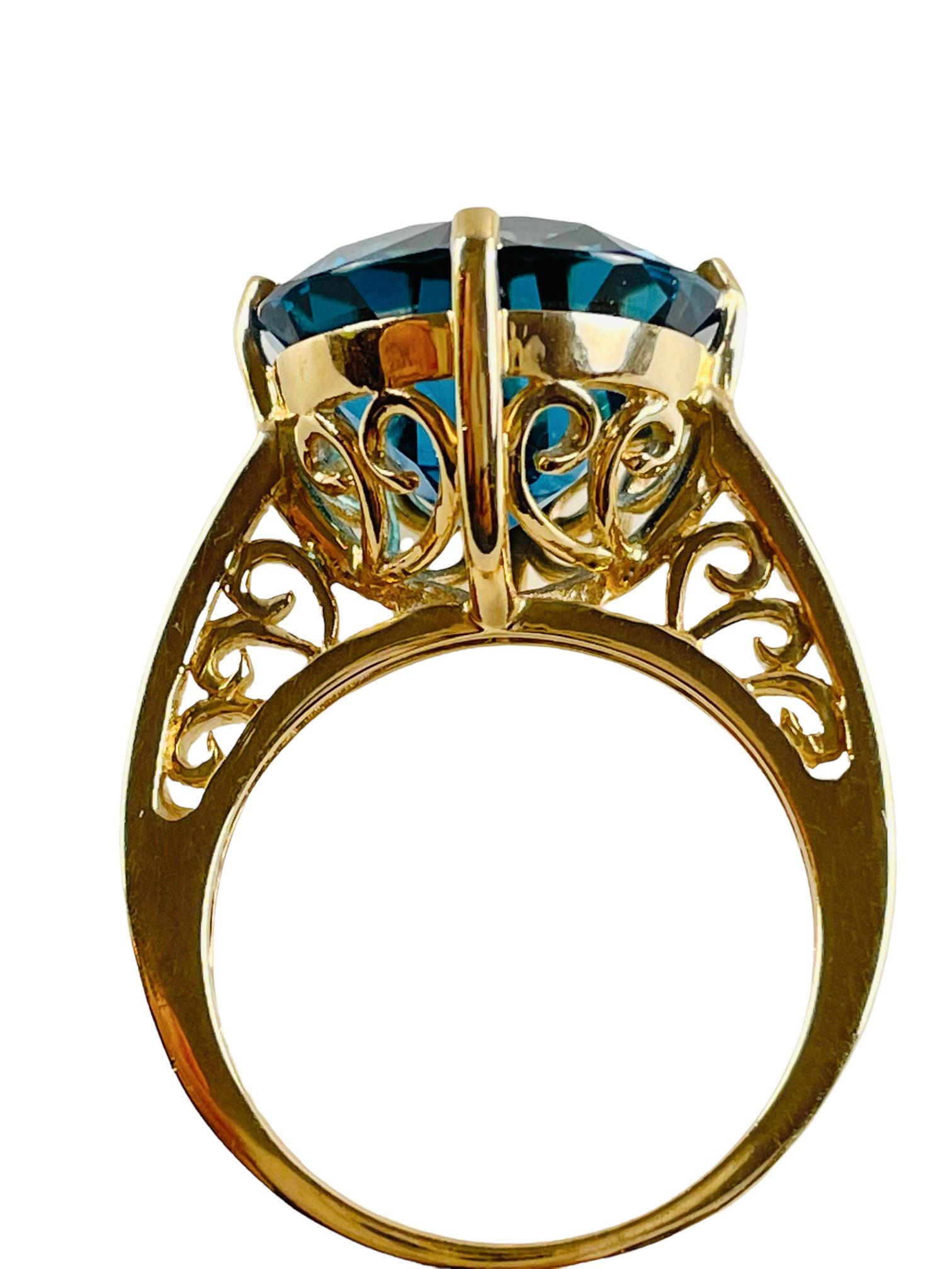 10K Gelbgold Großer Londoner Blautopas-Ring Größe 7,5 (größenverstellbar) mit Schätzung 2