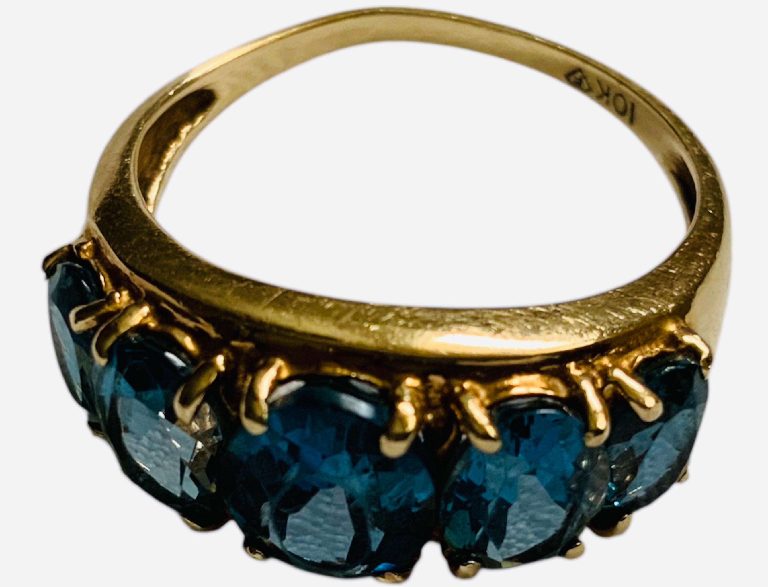 Anello Eternità in oro giallo 10K con Topazio Blu di Londra in vendita 5
