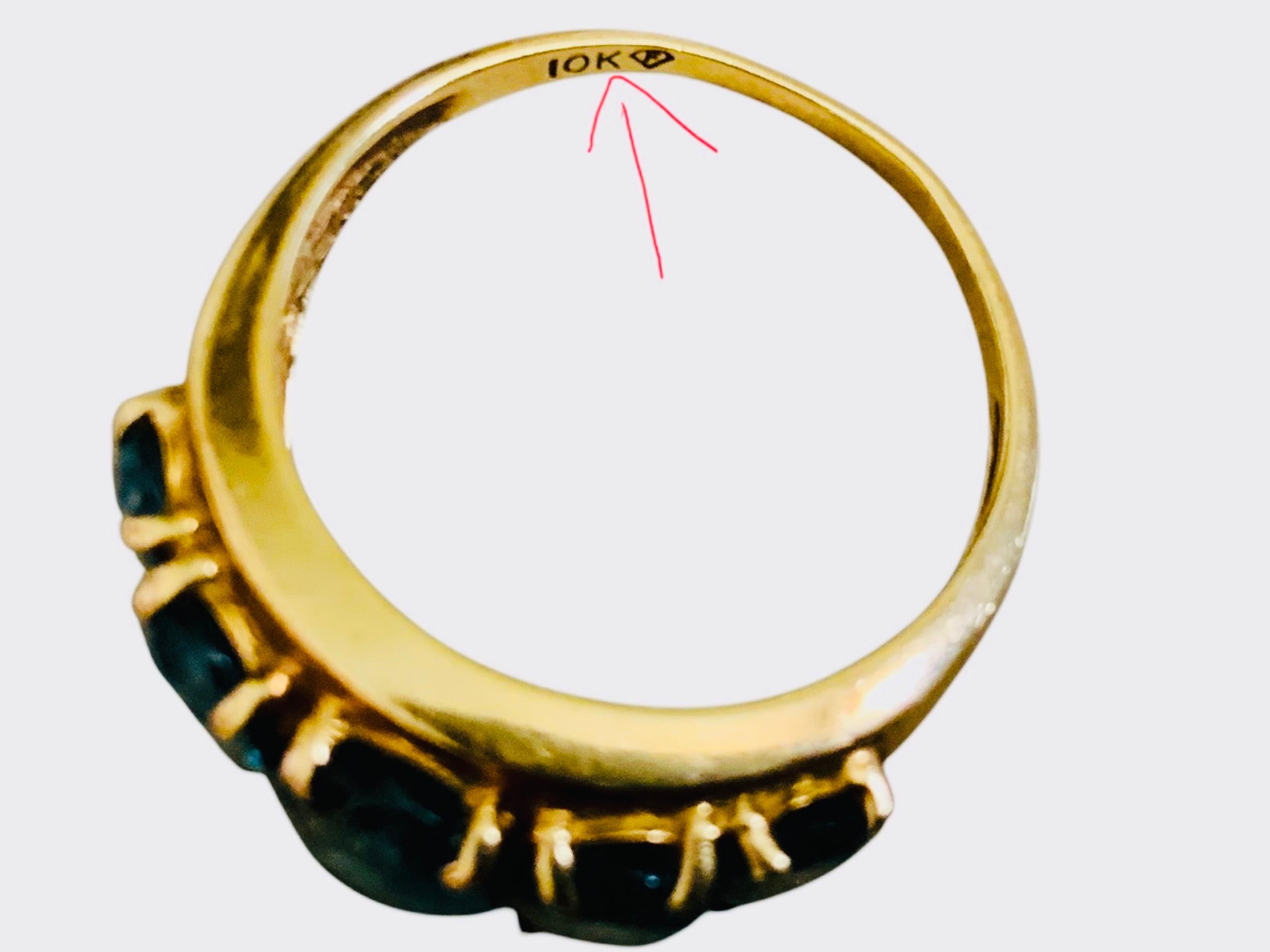 Taglio ovale Anello Eternità in oro giallo 10K con Topazio Blu di Londra in vendita
