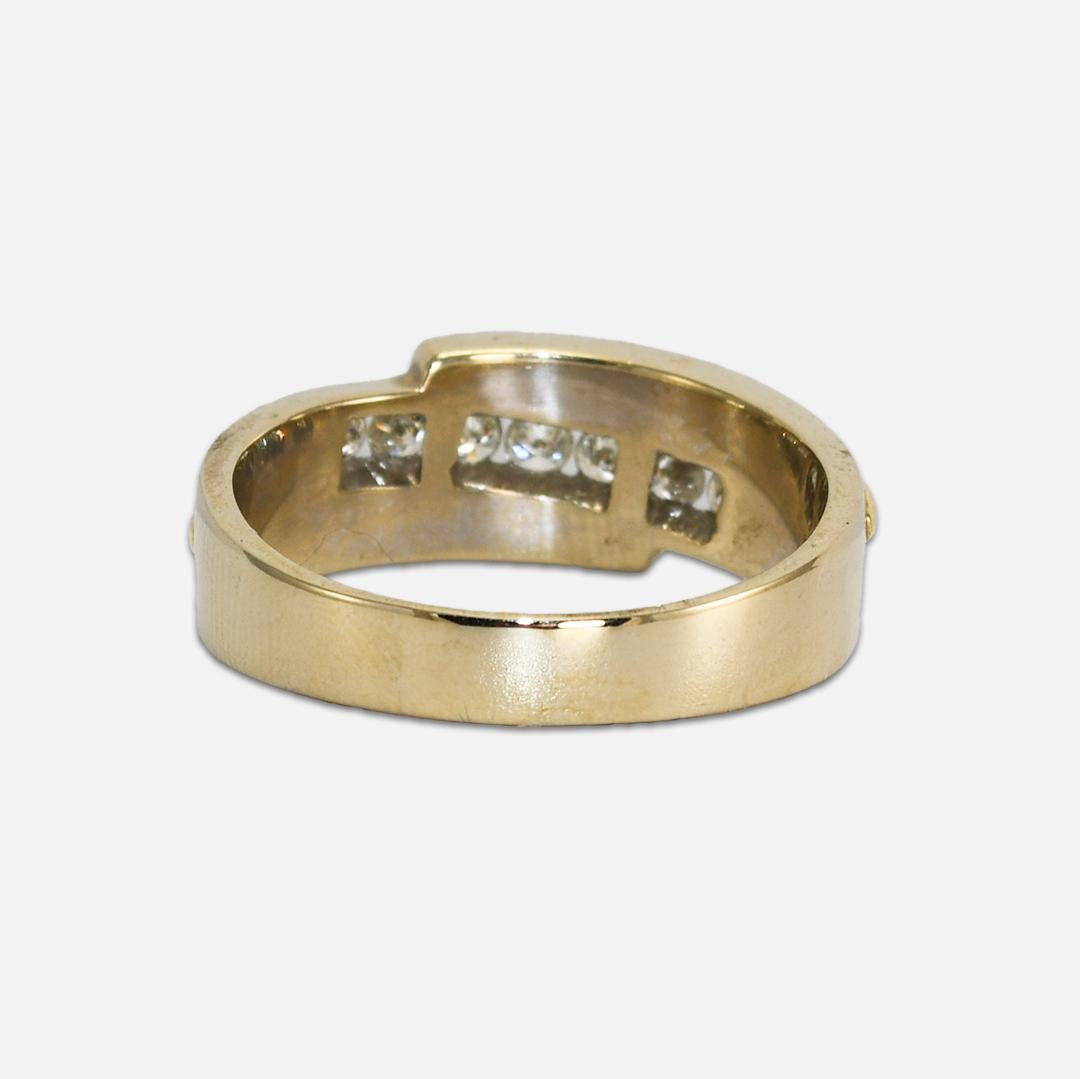 10K Yellow Gold Men's Diamond Wedding Band 0.50ct In Excellent Condition For Sale In Laguna Beach, CA