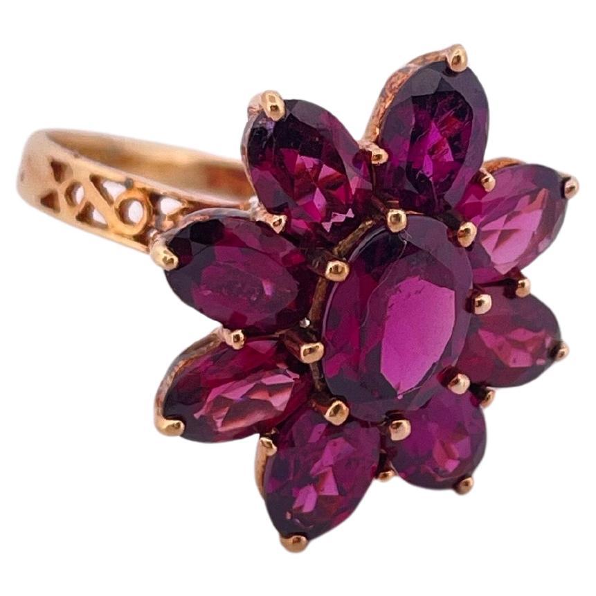 10k Yellow Gold Morganite Flower Ring For Sale