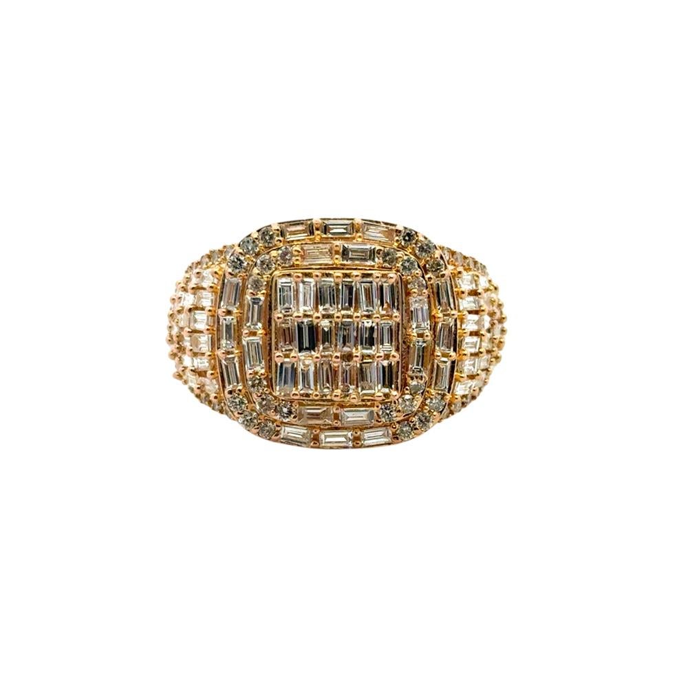 10k Yellow Gold Natural Baguette and Round Diamond Ring For Sale 4
