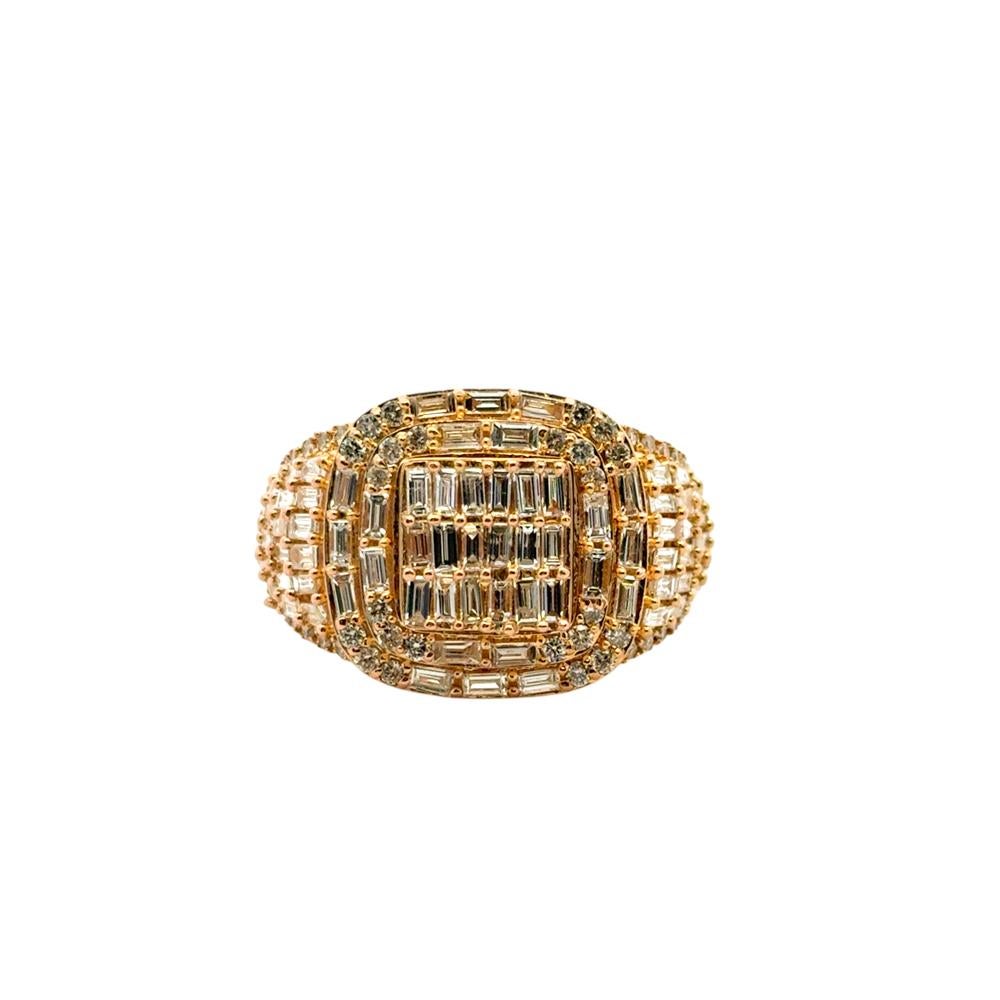 10k Yellow Gold Natural Baguette and Round Diamond Ring For Sale 9