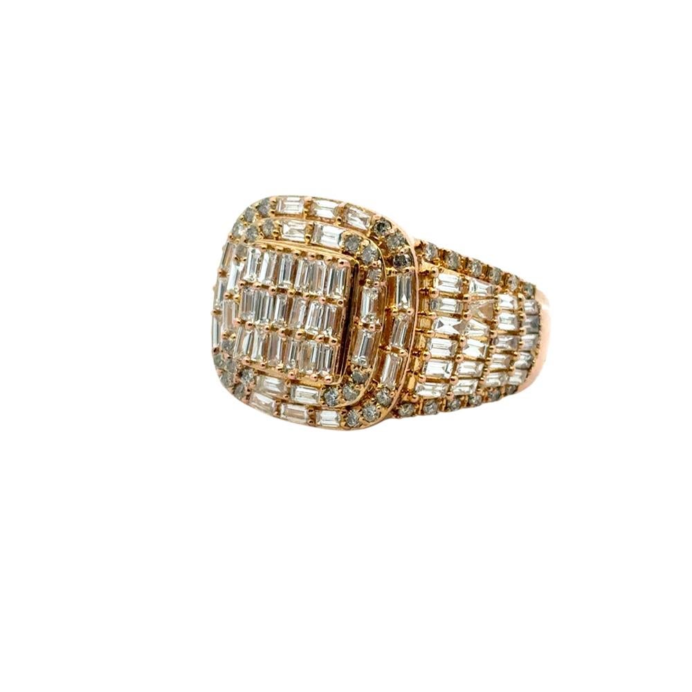 10k Yellow Gold Natural Baguette and Round Diamond Ring For Sale 3