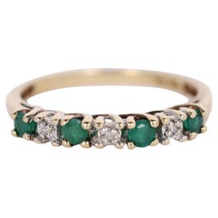 10K Gelbgold Natürlicher grüner Smaragd Diamant Stapelring Größe 7,25