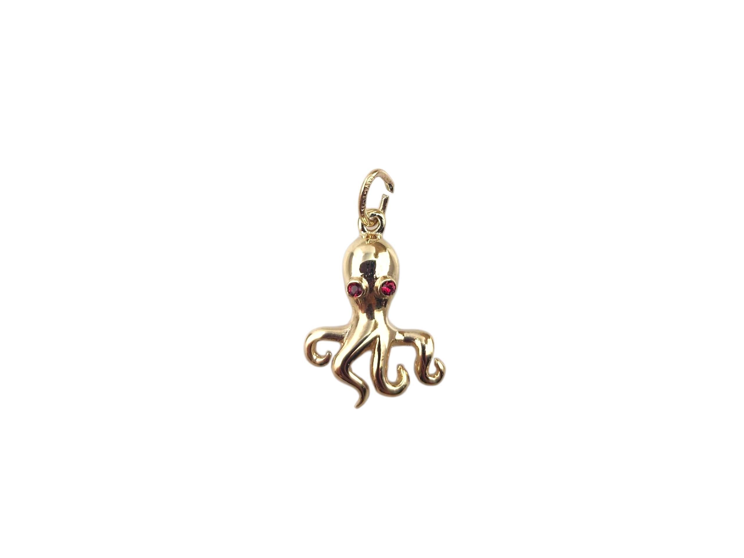 10K Yellow Gold Octopus Charm-

Delicately crafted in 10K gold, this octopus charm features graceful tentacles and intricate detailing, symbolizing mystery, intelligence, and adaptability. A unique ocean-inspired accent for any jewelry