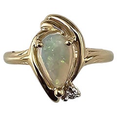 10K Yellow Gold Opal and Diamond Ring Size 3.75 #23939