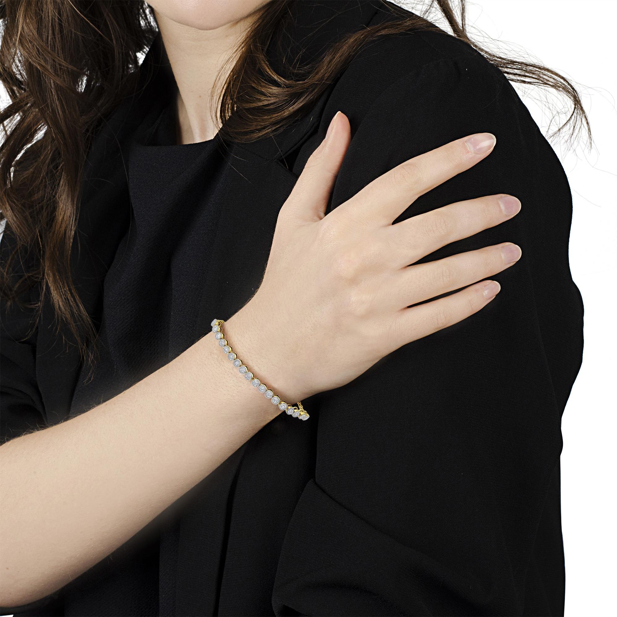 Taille ronde Bracelet Bolo réglable en or jaune 10K et argent serti de diamants en vente