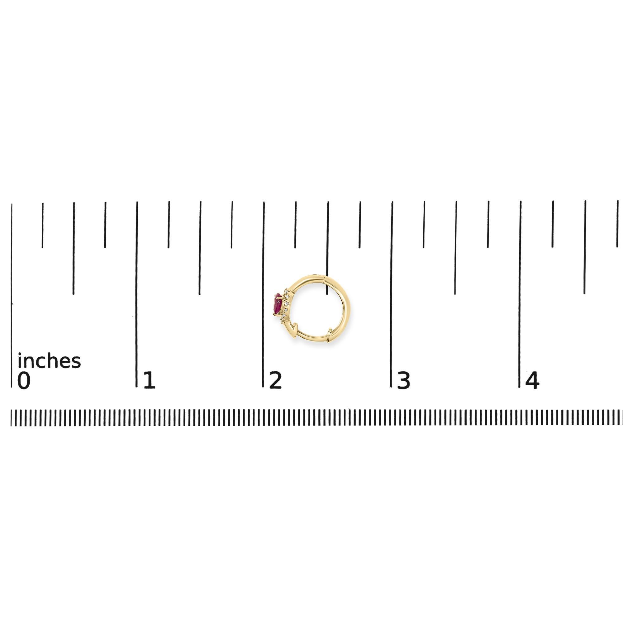 Pendientes Abrazados de Rubí Rojo Corte Pera de Oro Amarillo de 10K 4x3mm y Diamante de 1/10 Cttw en Nuevo estado para la venta en New York, NY