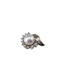 10K Yellow Gold Pearl and Diamond Pendant #24386