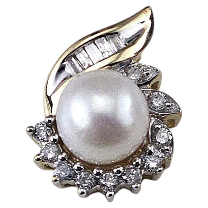 Colgante de perlas y diamantes de oro amarillo de 10 quilates #24386 en venta