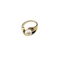 10K Yellow Gold Pearl and Diamond Ring Size 6 #22821
