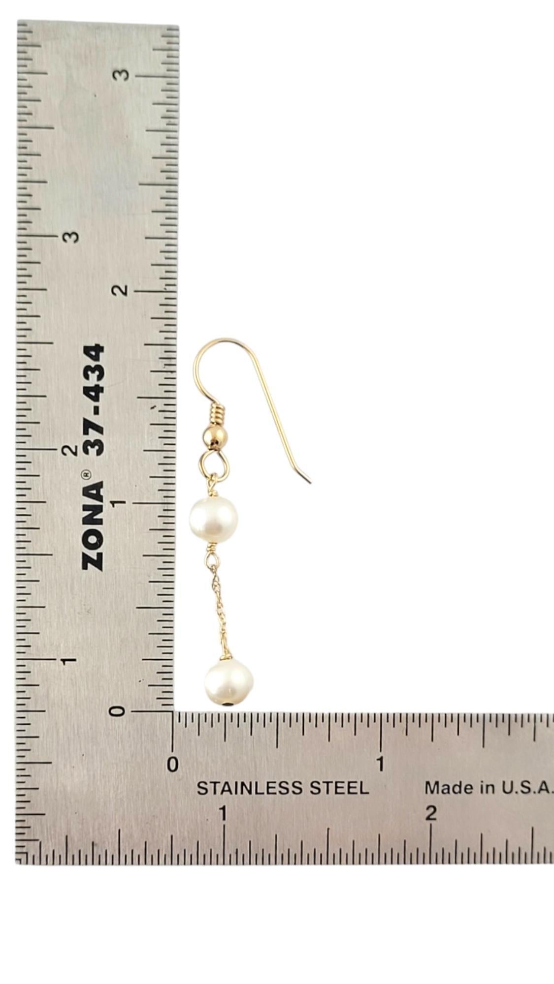 10K Yellow Gold Pearl Dangle Earrings #16914 In Good Condition For Sale In Washington Depot, CT