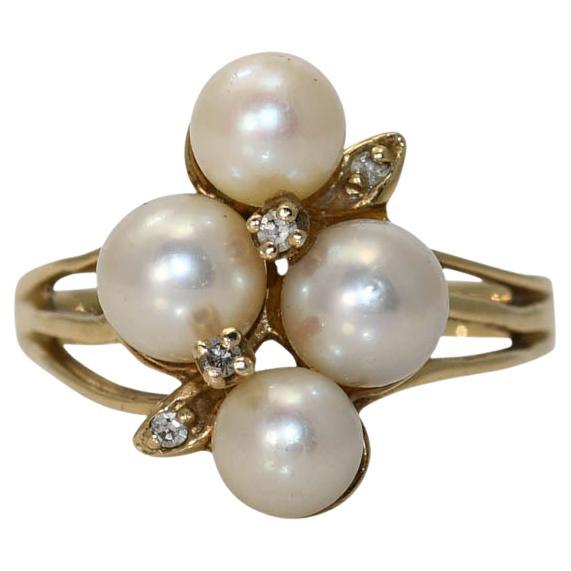 Bague en or jaune 10K avec perles et diamants 4.6g
