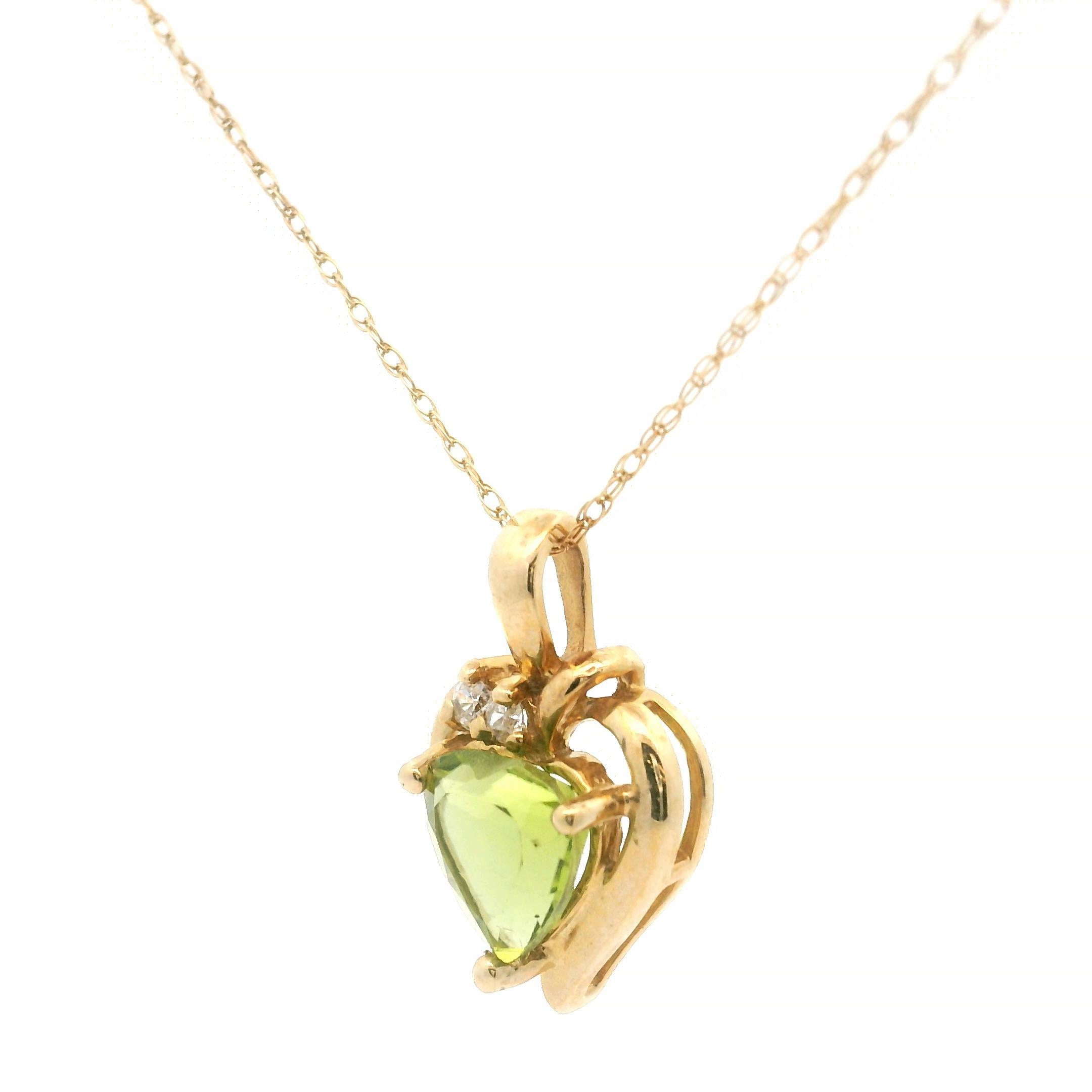 10k Gelbgold Peridot und Diamant Herz-Anhänger Halskette 18