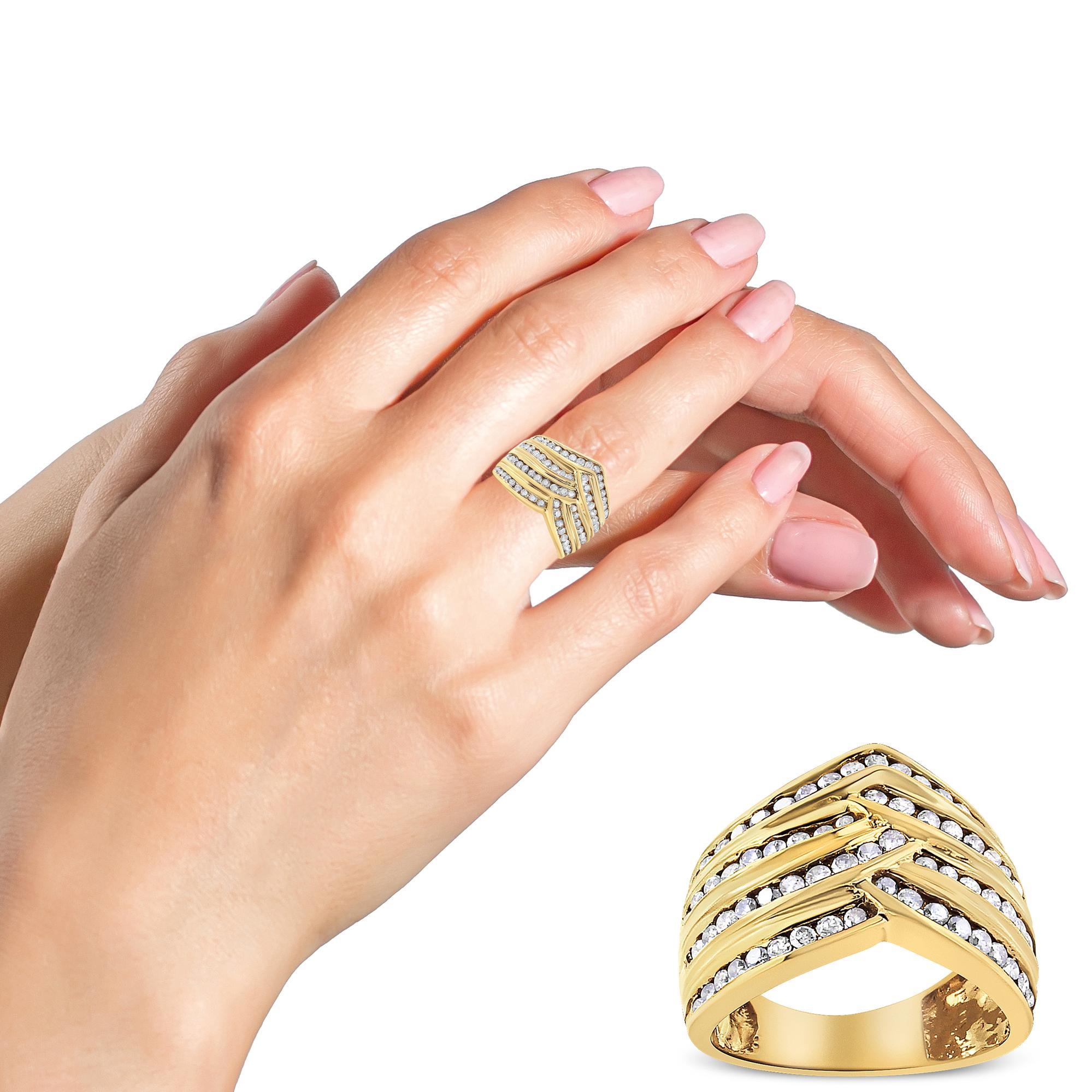 Bague en argent sterling plaqué or jaune 10K 1 1/2 Cttw Diamond Channel Band Neuf - En vente à New York, NY