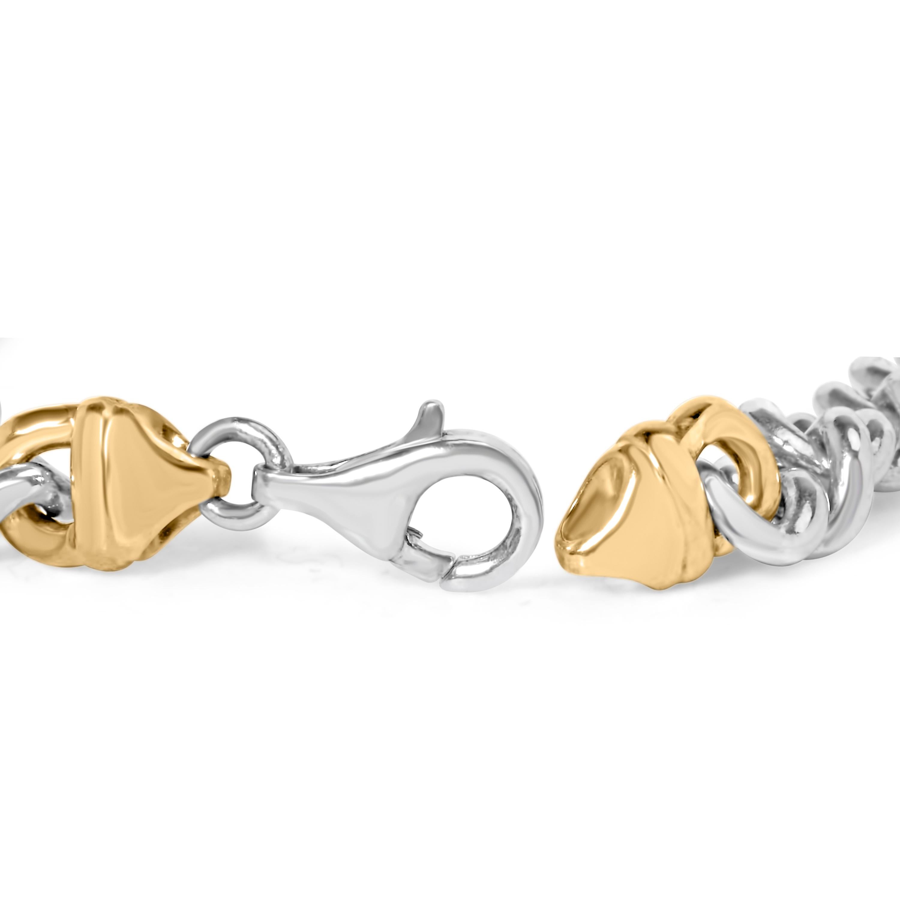 Schmücken Sie Ihr Handgelenk mit zeitloser Eleganz, indem Sie unser Diamant-Kettenarmband mit Kante tragen. Mit strahlendem 10-karätigem Gelbgold über 925er Sterlingsilber überzogen, strahlt er Luxus aus. Die 60 natürlichen runden Diamanten mit