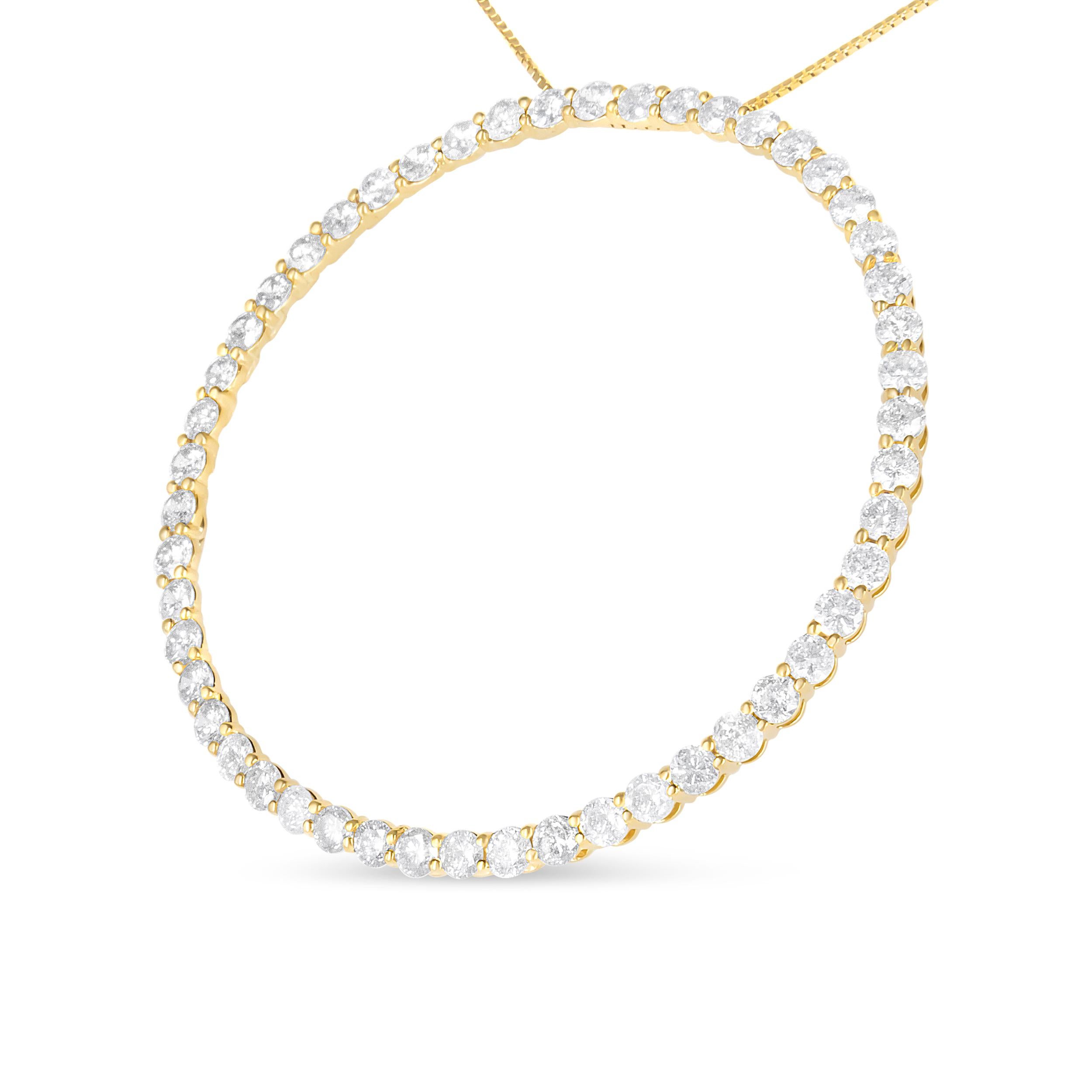 Made to stun, this diamond necklace is truly the one of our dreams. The focal point of the piece lies in the 10K yellow gold-plated .925 Sterling Silver pendant that’s embellished with 50 natural round diamonds in prong setting, totalling to 4 cttw.