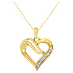 Collier pendentif cœur en or jaune 10 carats plaqué argent sterling et diamants 1/10 carat au total