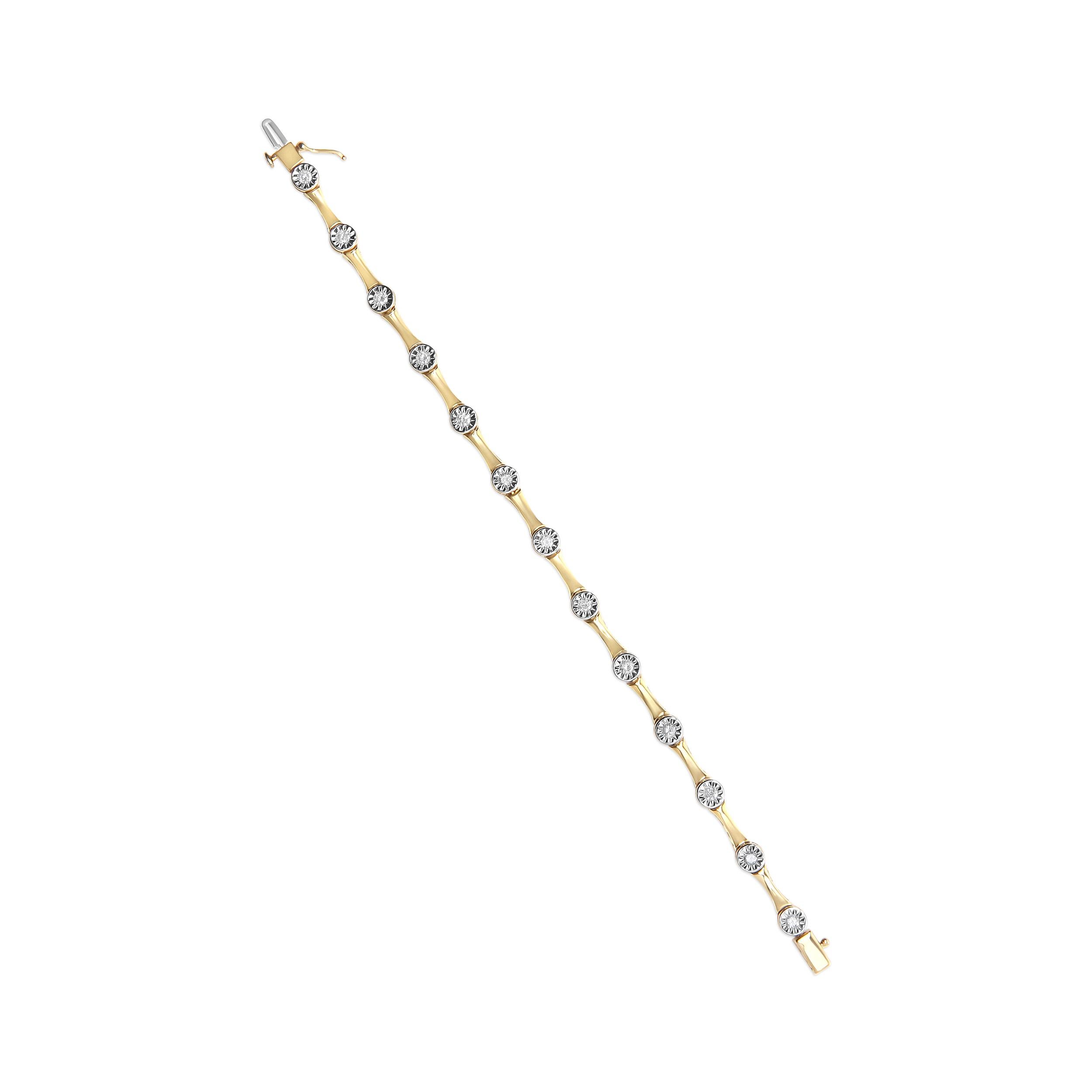 Round Cut 10K Yellow Gold Plated Sterling Silver 1.0ct Diamond Bezel Style Link Bracelet For Sale