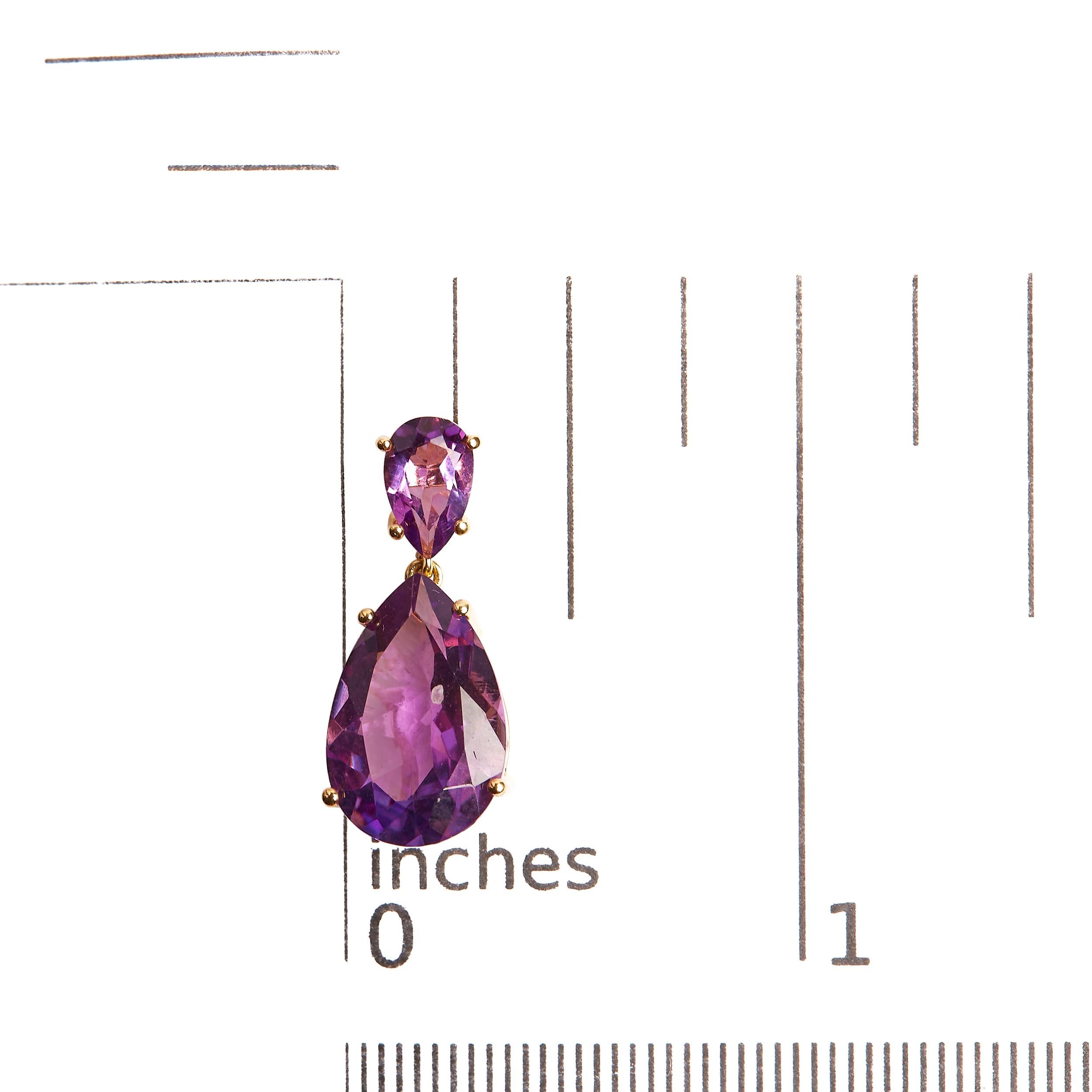 10K Yellow Gold Plated Sterling Silver 12 2/5 Ct Purple Amethyst Dangle Earring In New Condition For Sale In New York, NY