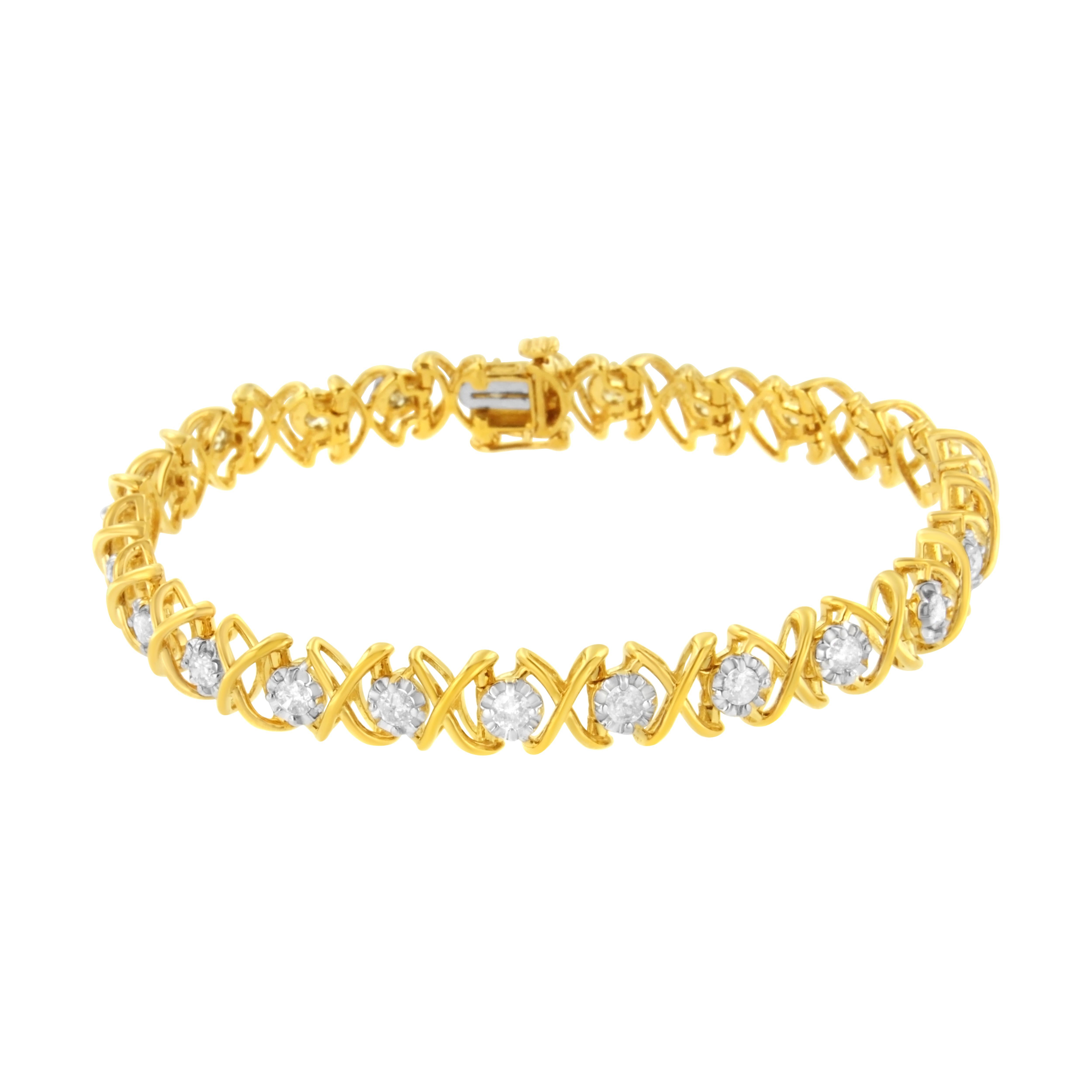 Contemporain Bracelet à maillons XOXO en or jaune 10 carats plaqué argent sterling et diamants de 2,00 carats en vente