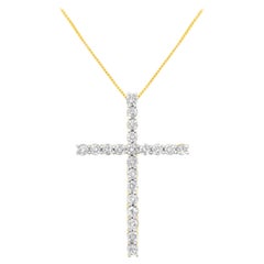 Collana con ciondolo a croce di diamanti in argento 925 placcato oro giallo 10K