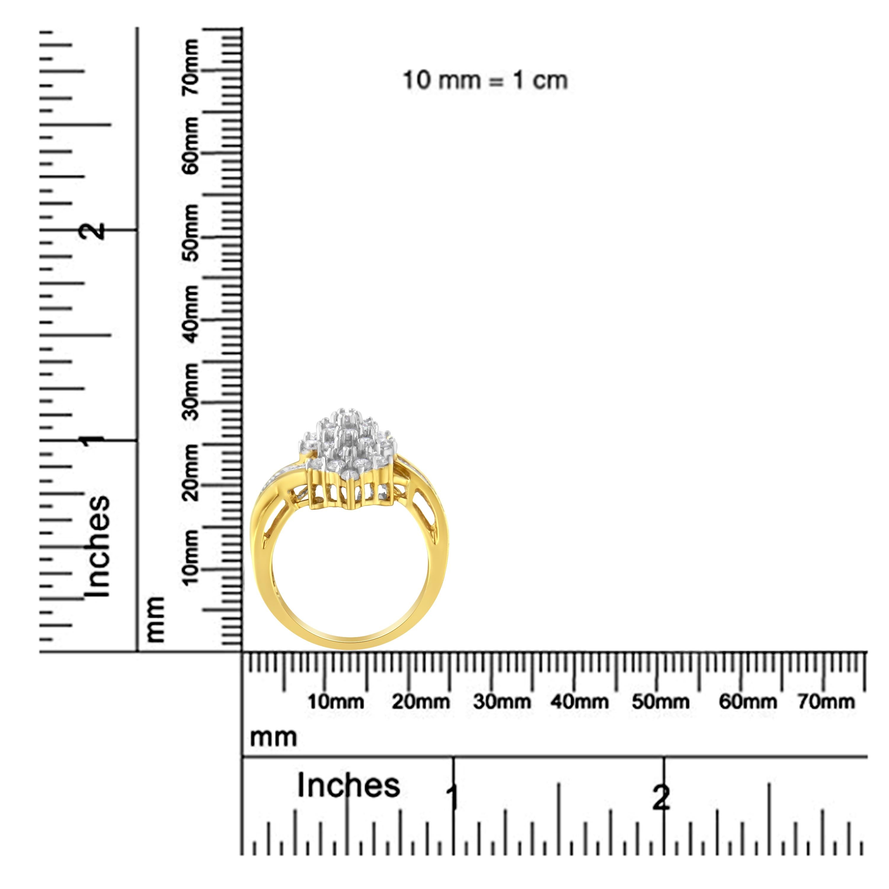 Bague en or jaune 10K avec diamants ronds et baguettes 1 1/10 cttw Pour femmes en vente