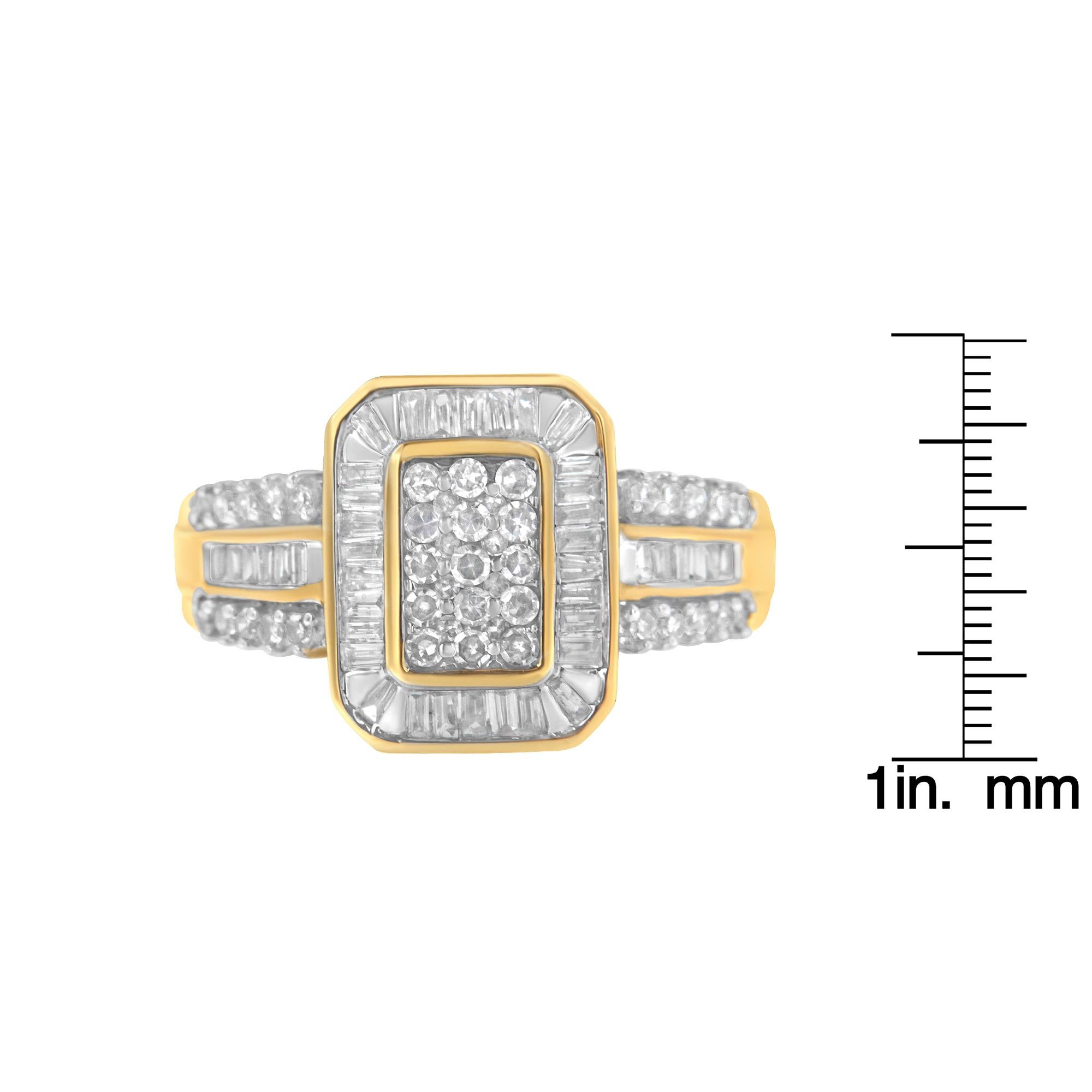 Bague en or jaune 10K à grappes de diamants ronds et baguettes de 1,0 ctw Pour femmes en vente