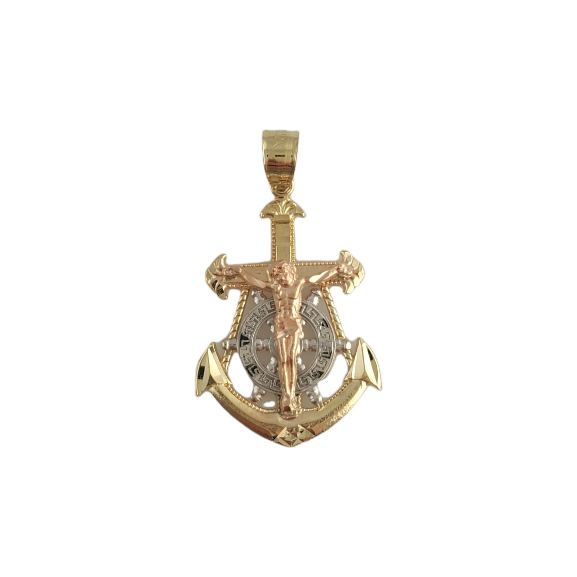 10K Tri-Color Anker Kruzifix Anhänger!

Sie werden diesen schönen dreifarbigen Anker-Kreuz-Anhänger lieben!

Größe: 18,34 mm x 31,68 mm

Gewicht: 1,7 gr / 1,0 dwt

Punze: RL 10K 

Sehr guter Zustand, professionell poliert.

Wird in einem