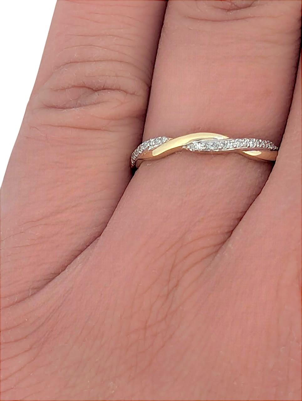Modern Helena  10K Yellow Gold Twisted Diamond Band  .10 CTW Natural Diamonds For Sale