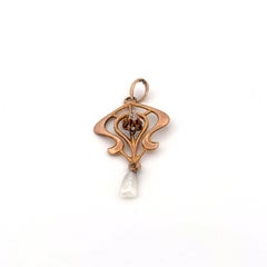 10K Yellow Gold Unique Lavaliere Pendant