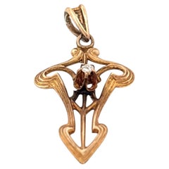 10K Yellow Gold Unique Lavaliere Pendant