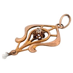 10K Yellow Gold Unique Lavaliere Pendant