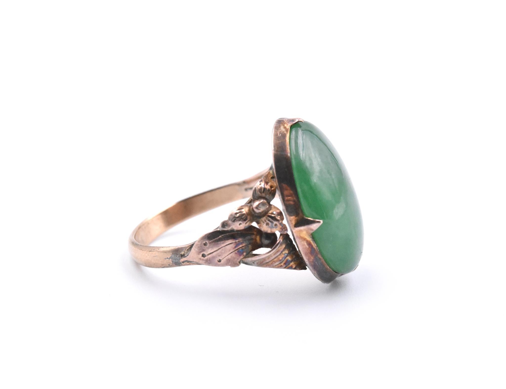 Taille cabochon Bague vintage en or jaune 10 carats avec cabochon de jade en vente
